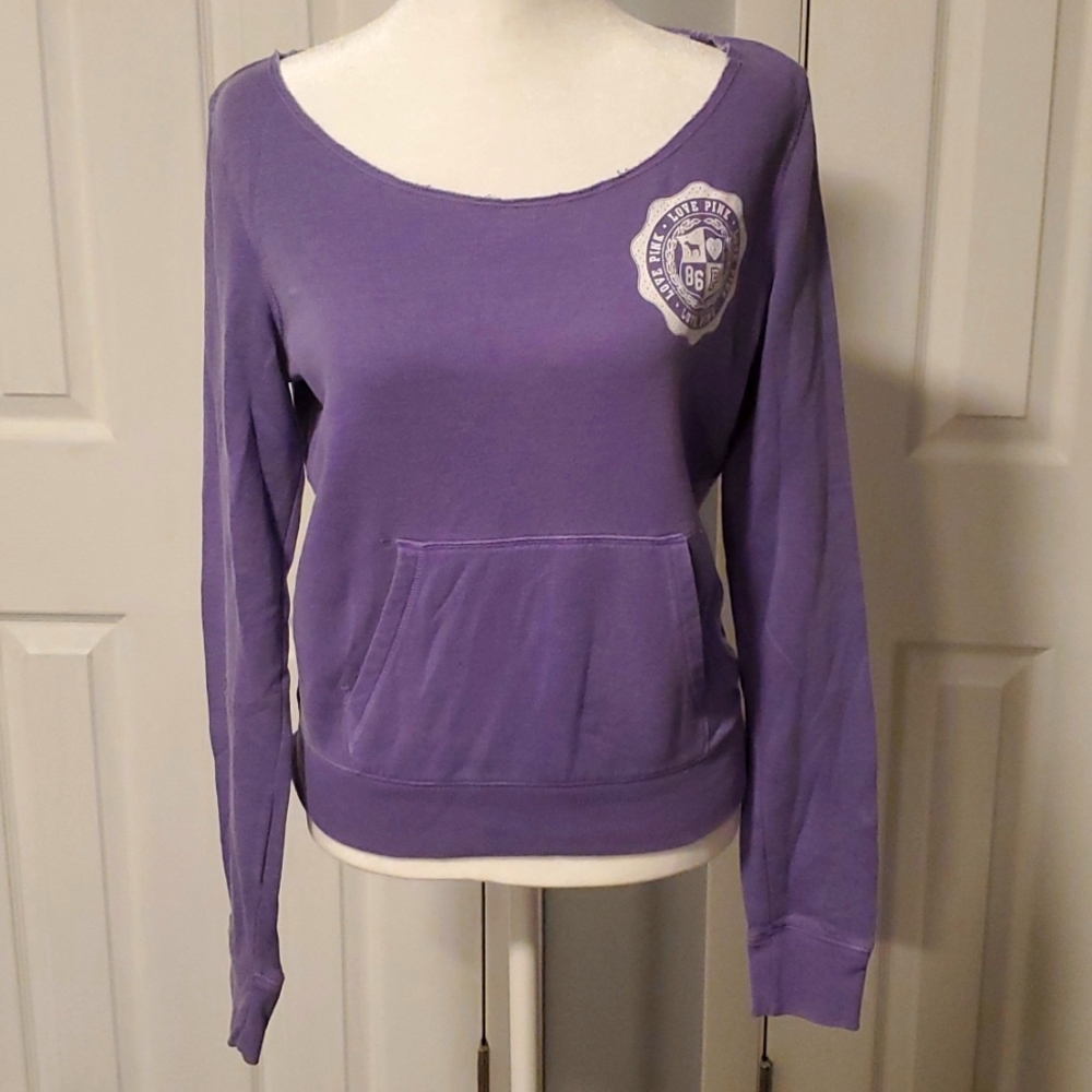 PINK Victoria Secret crewneck sweatshirt. Purple. Size S.